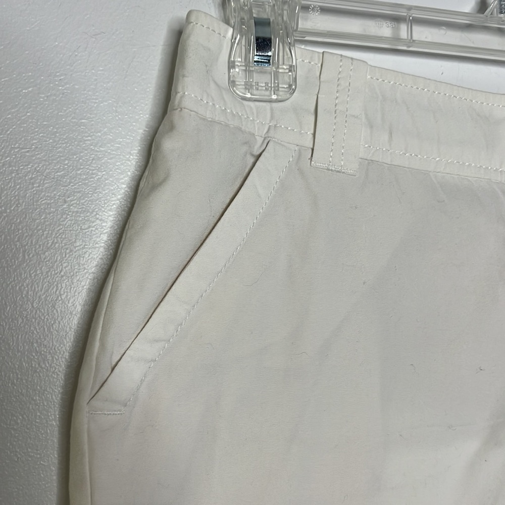 Lilly Pulitzer white 100% cotton bermuda shorts, size 2 - Picture 2 of 8